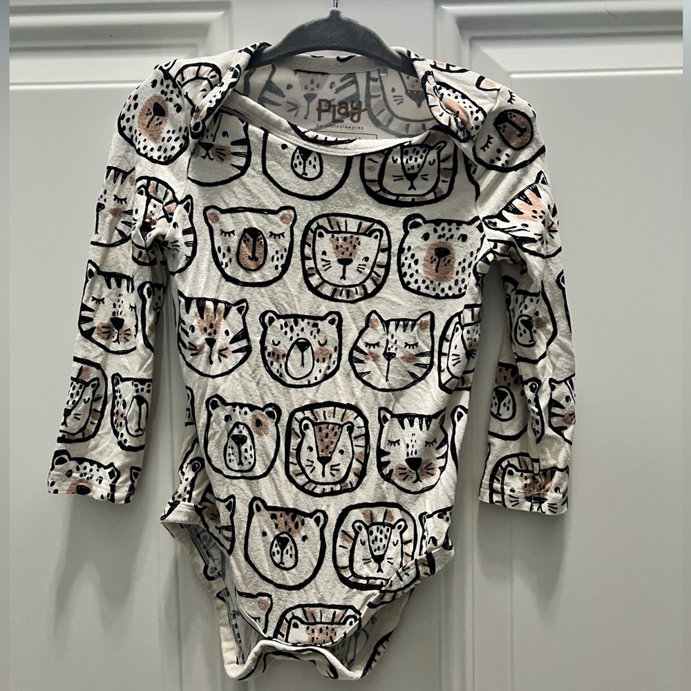 Little Sleepies 6-12 Months Lions, Tigers & Bears Bodysuit